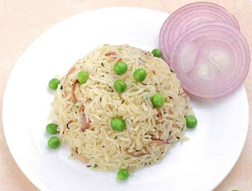 Mutter (Paes) Pulao