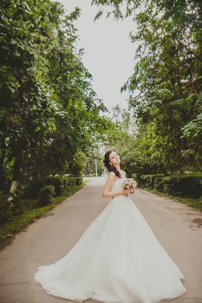 Wedding photographer Kseniya Grishutkina (grishytkina). Photo of 17 July 2014
