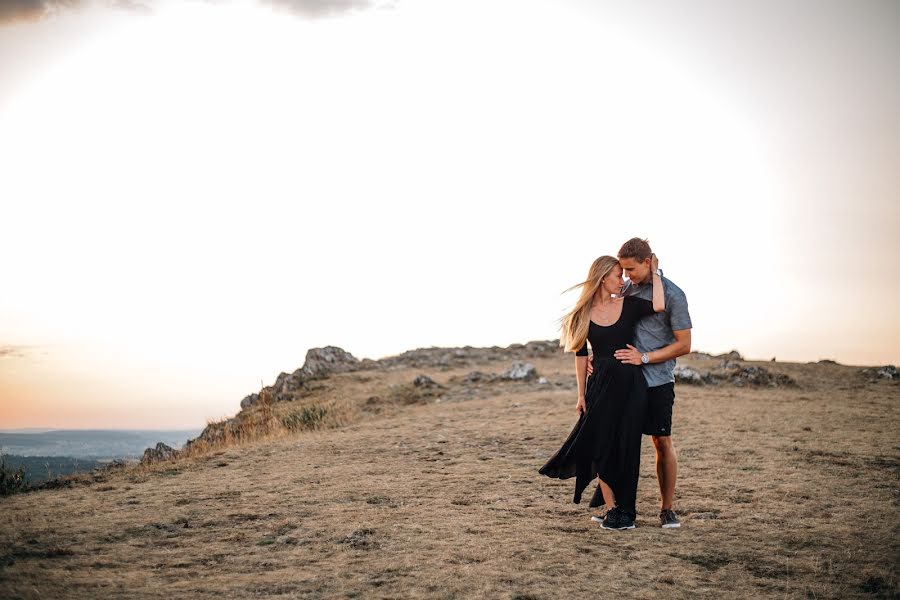 Fotografo di matrimoni Carolin Ulrich (oneandonly). Foto del 24 settembre 2018