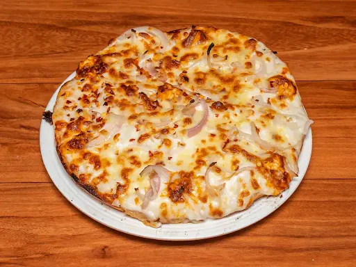 Onion Paneer Cheese Pizza [9 Inches, Medium]