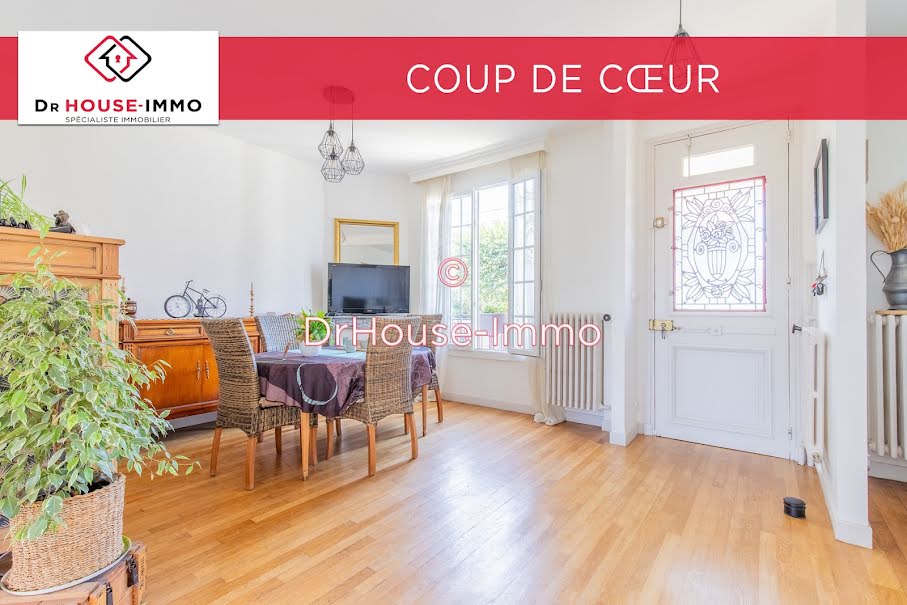 Vente maison 5 pièces 124 m² à Vigneux-sur-Seine (91270), 385 900 €