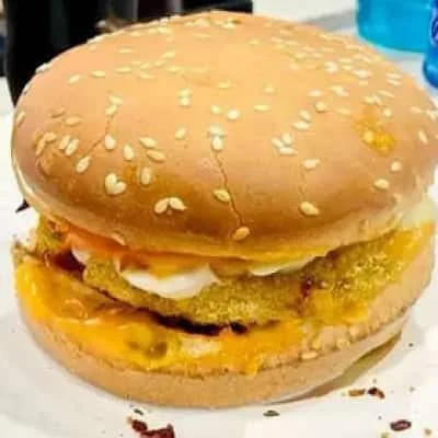 Spicy Paneer Burger