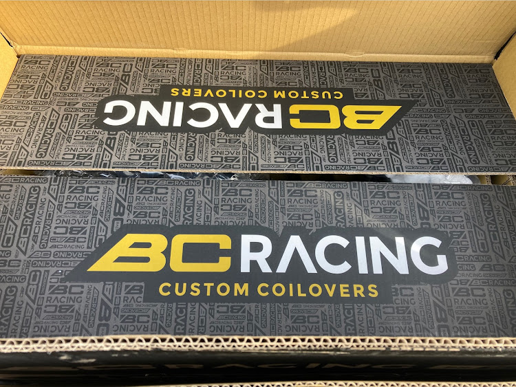 CTS セダンのBC RACING車高調に関するカスタム事例の投稿画像1枚目