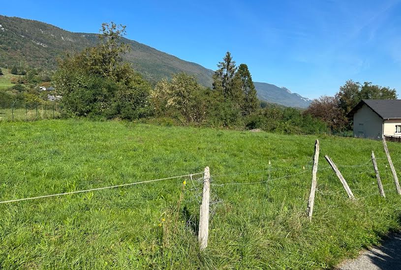  Vente Terrain à bâtir - 600m² à La Motte-Servolex (73290) 