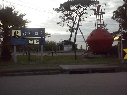 Yatch Club