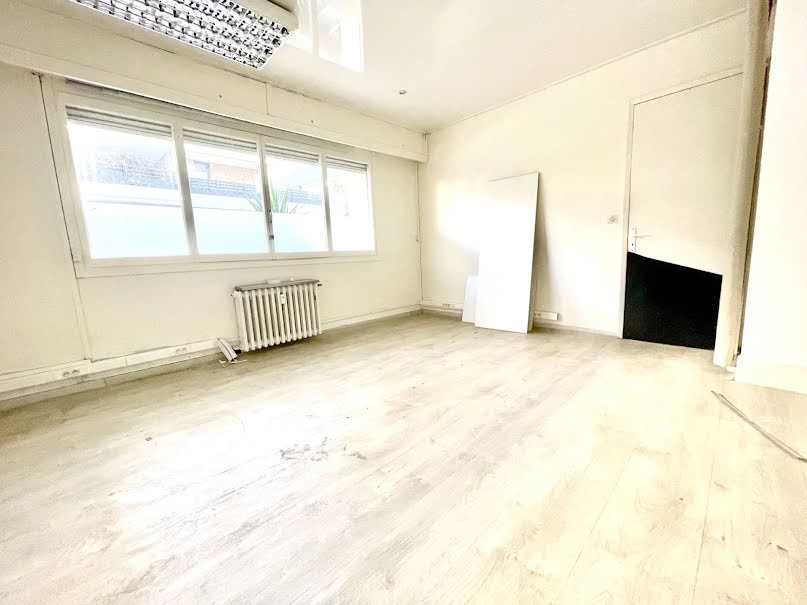 Vente locaux professionnels 2 pièces 41.8 m² à Cannes (06400), 190 000 €