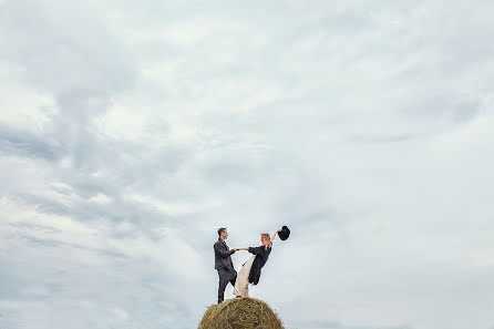 Fotógrafo de casamento Anastasiya Kosareva (asheko). Foto de 26 de abril 2018