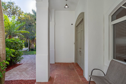 House 4