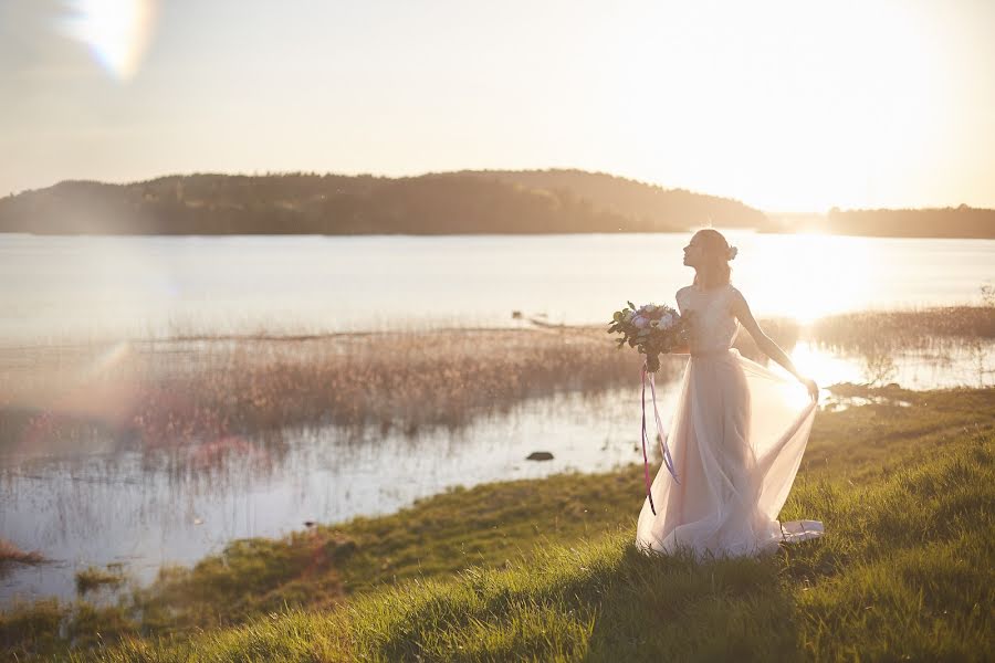 Fotografo di matrimoni Nastya Stepanova (nastyastep). Foto del 3 ottobre 2018