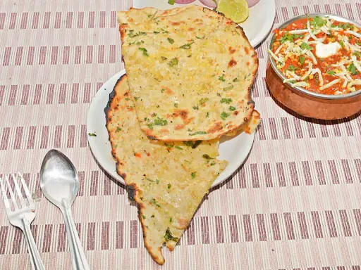 Butter Garlic Naan