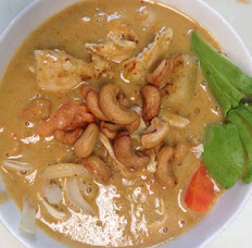 Massaman with Avocado Curry