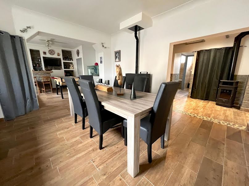 Vente maison 6 pièces 178 m² à Louhans (71500), 232 000 €