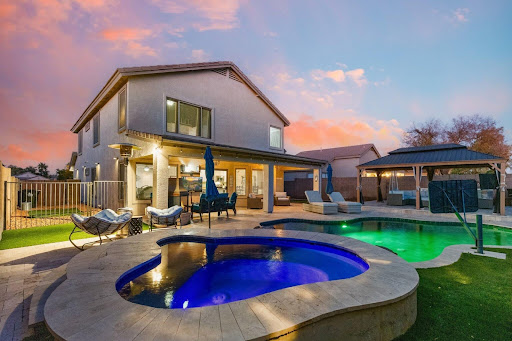 Maison avec piscine 1