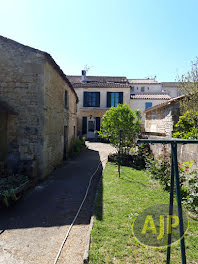 maison à Pons (17)