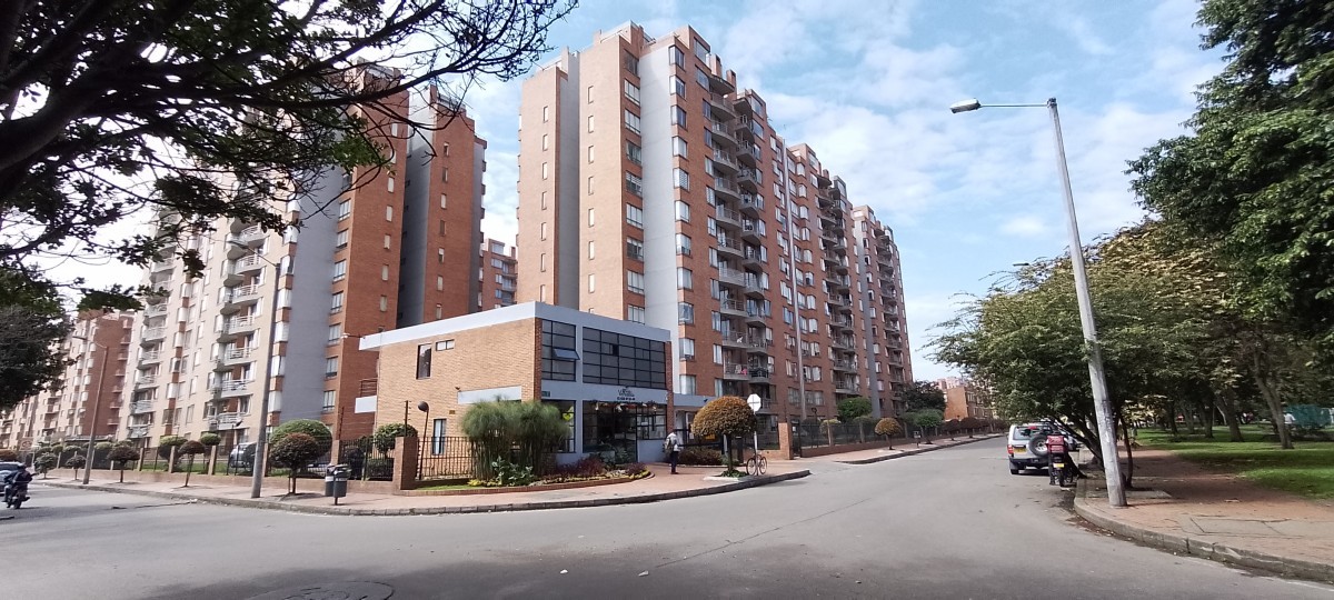 Apartamento En Arriendo - Mazuren, Bogota