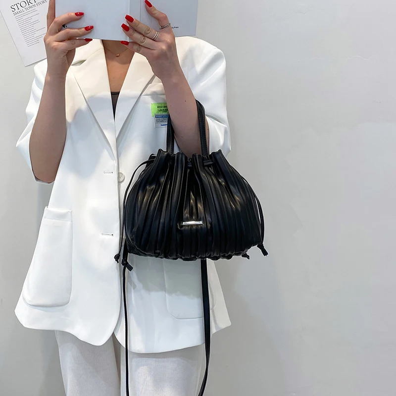 Simple Casual Korean Retro Pleated Wrinkled Cloud Handbag, perfect for everyday use, lightweight, stylish, and offers a 
