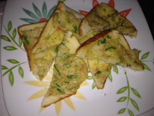 These are cut into points using a single bread slice instead of the sandwich style shrimp toasts.