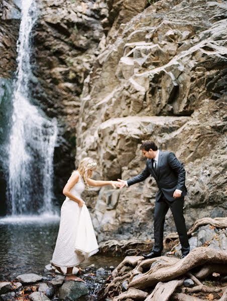 Fotografo di matrimoni Alyona Bugayova (alyonabugayova). Foto del 10 marzo 2019