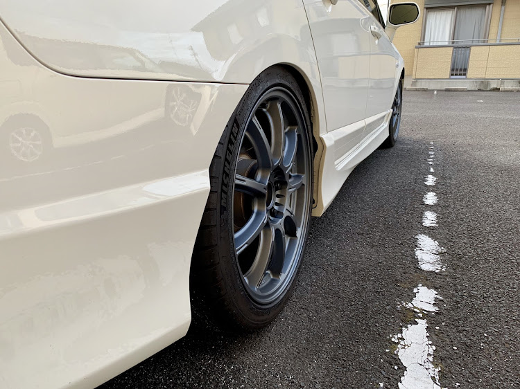 シビックタイプRのVTEC・ホイール交換・イメチェン・先輩ありがとう(*´ω｀*)・カラー失敗？に関するカスタム事例の投稿画像3枚目