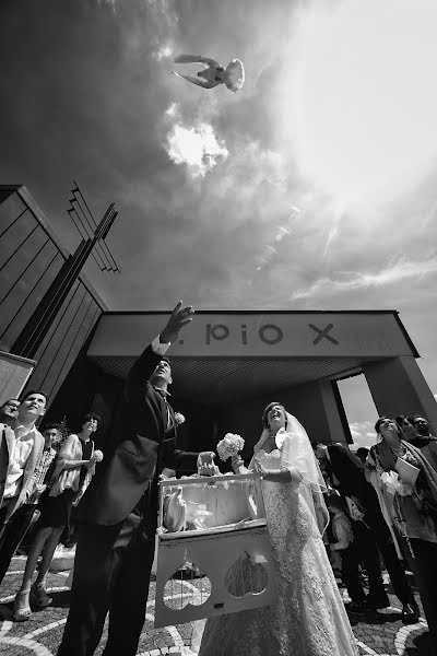 Fotógrafo de casamento Sebastian Tiba (idea51). Foto de 1 de junho 2015