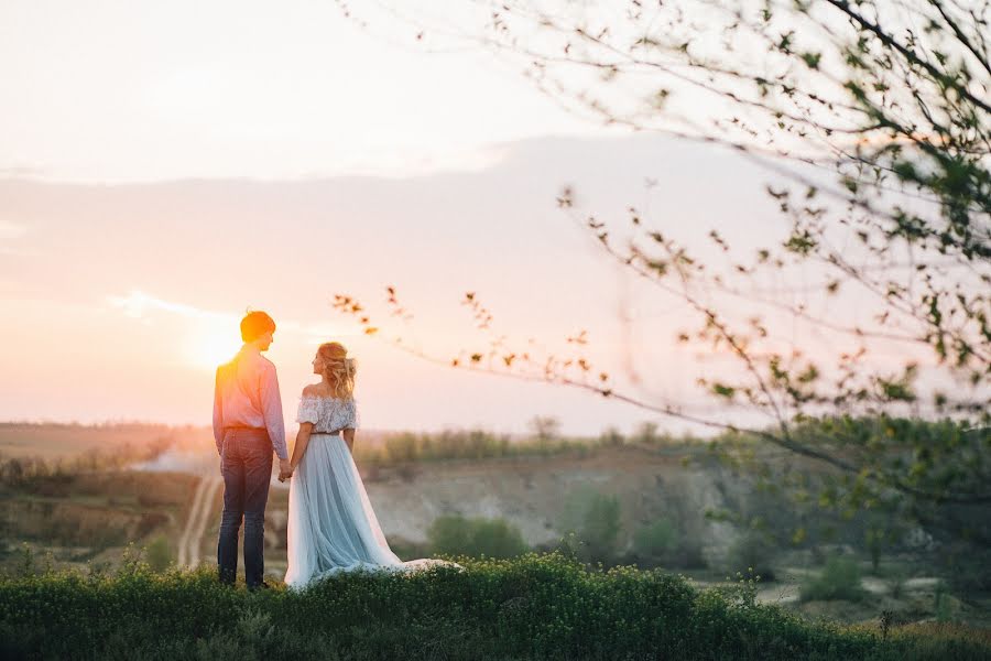 Fotografo di matrimoni Anna Ionova (annabell). Foto del 3 febbraio 2017