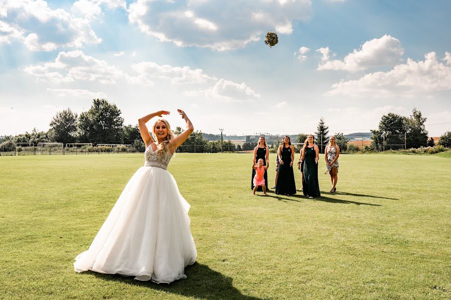 Fotografo di matrimoni Vladimir Marc (fotomarc). Foto del 13 ottobre 2021