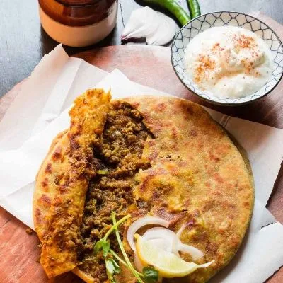 Chicken Kheema Paratha ( Disi Ghee) Big Size