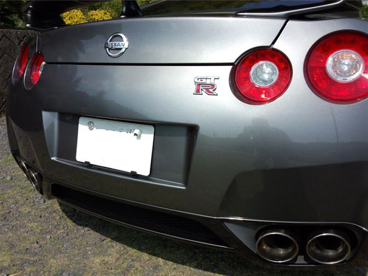 NISSAN GT-Rのアクセスポート・COBB・ガレージライフ・梅雨明け・元オーナーに関するカスタム事例の投稿画像2枚目