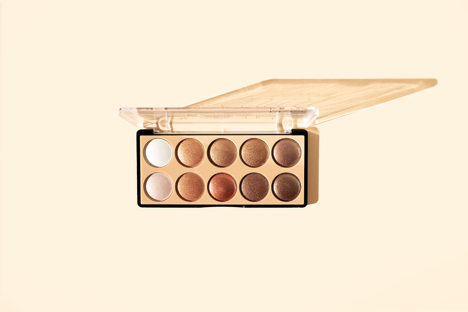 Everything You Need to Know About Baked Eyeshadow
