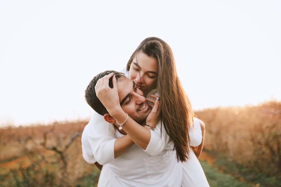 Fotógrafo de casamento Tatyana Uzun (tanyas). Foto de 10 de novembro 2019