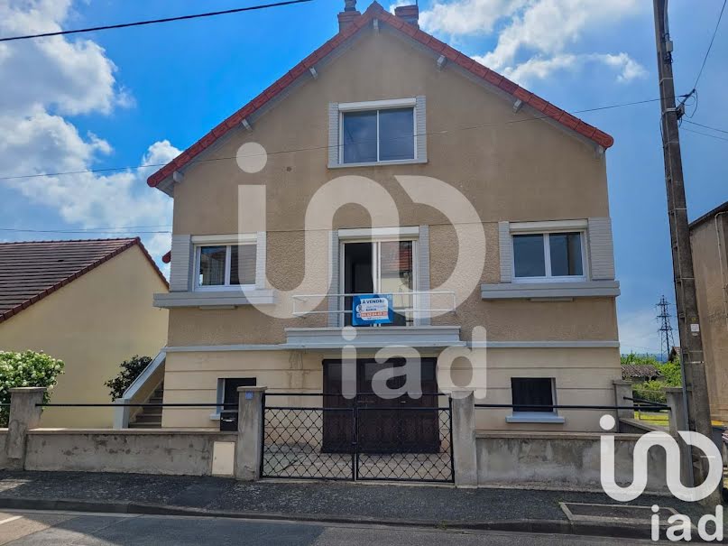 Vente maison 5 pièces 132 m² à Montluçon (03100), 195 000 €