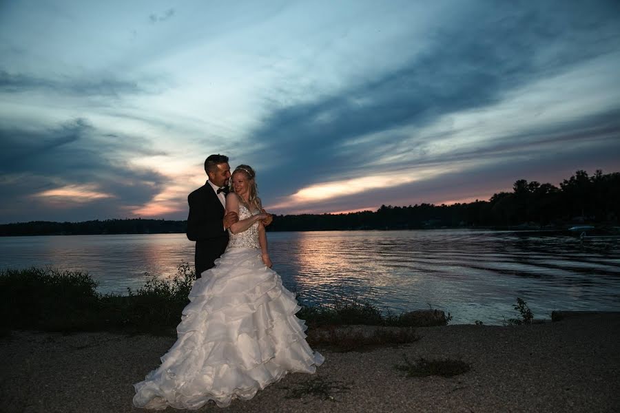 Fotografo di matrimoni Crystal Jessup (crystaljessup). Foto del 8 maggio 2019