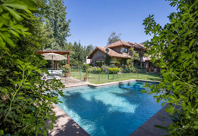 Maison avec terrasse 1