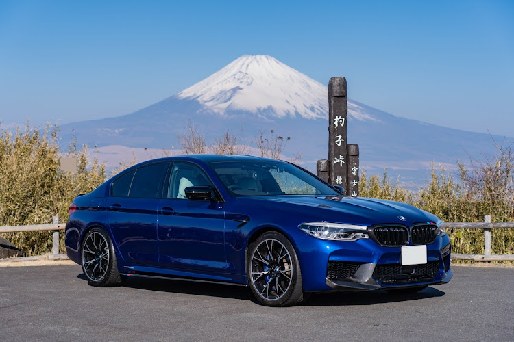 M5のコロナウイルスに負けるな・早朝ドライブ・早朝カメ活・箱根ターンパイクに関するカスタム事例の投稿画像3枚目