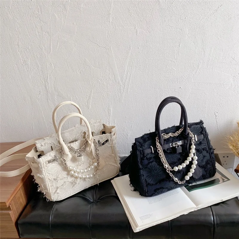 Bolso bandolera vintage portátil con cuentas de 30 pulgadas y borlas de lona, ideal para el uso diario con estilo y comodidad.