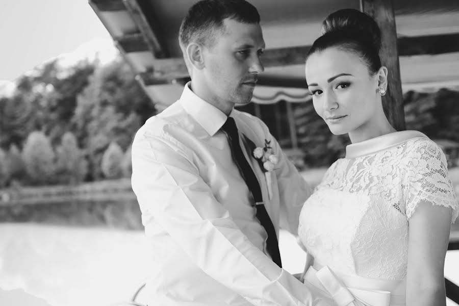 Svatební fotograf Liliana Arseneva (arsenyevaliliana). Fotografie z 14.července 2015