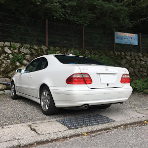 CLK クーペ C208