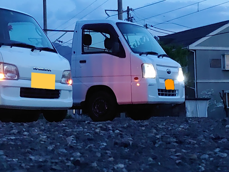 サンバーのサンバートラック・納車・ホイール交換に関するカスタム事例の投稿画像1枚目