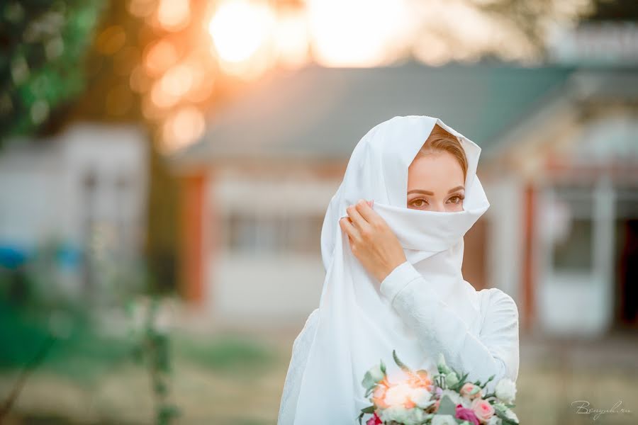 Fotografo di matrimoni Dmitriy Benyukh (belov). Foto del 27 novembre 2016