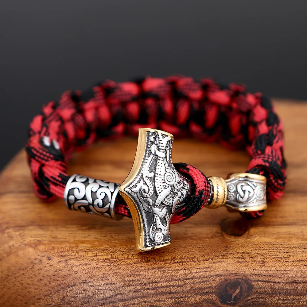 Title 4, Handgemaakte zwarte paracord armband van roestv...