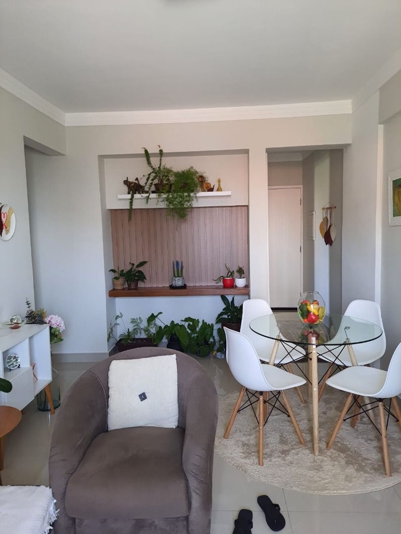 Apartamentos à venda Jardim Esplanada II