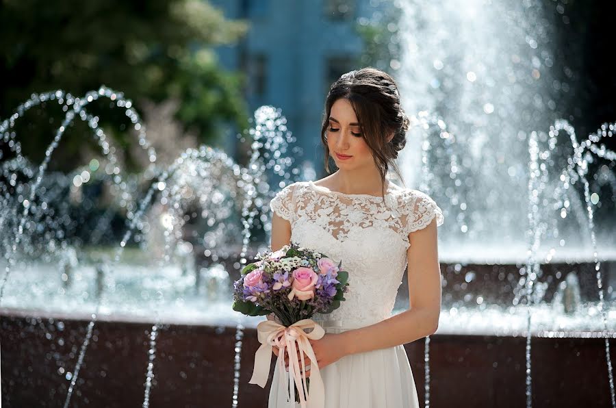 Fotógrafo de casamento Anastasiya Krylova (fotokrylo). Foto de 24 de setembro 2018