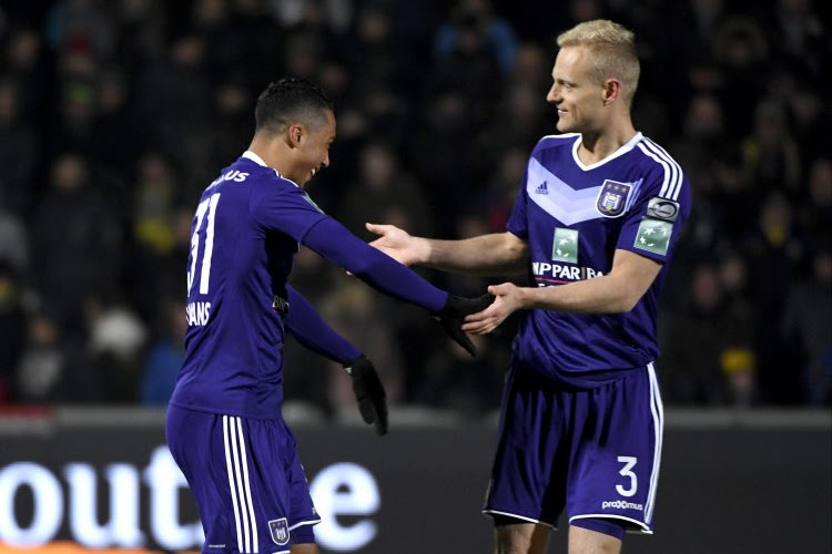 Tielemans verdeelt, heerst en loodst Anderlecht naar zege in 't Kuipje