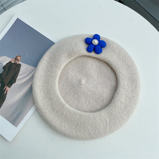 Title 5, Ladies Fashion Sweet Patch Floral Beret