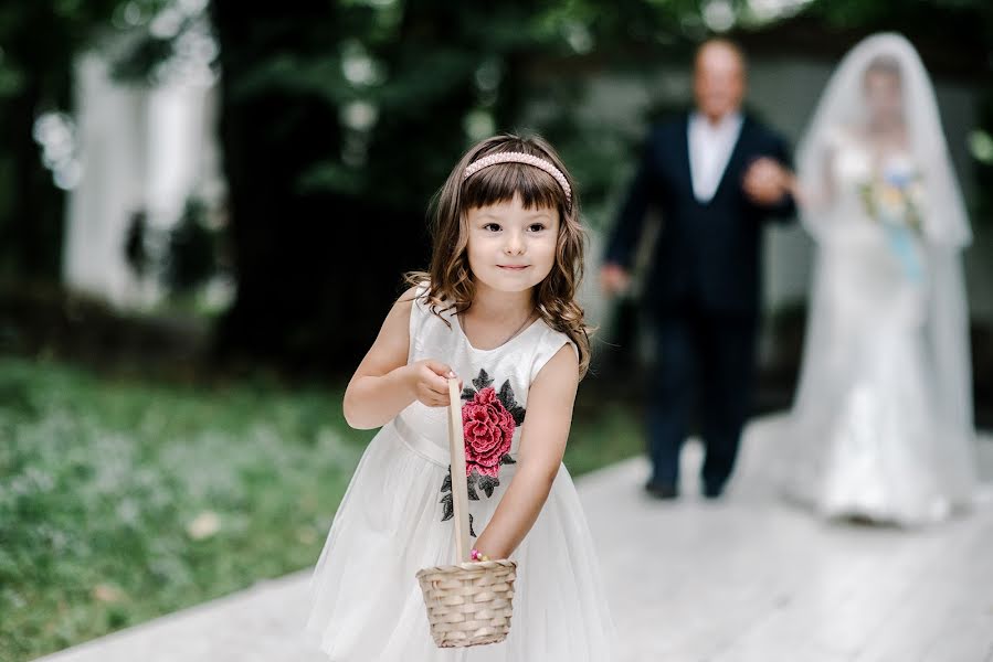 Fotógrafo de casamento Viktoriya Maslova (bioskis). Foto de 19 de setembro 2018