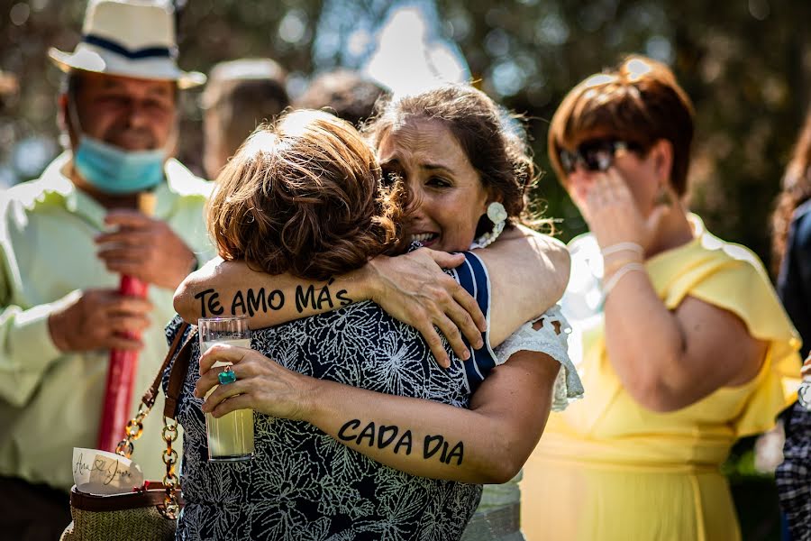 Wedding photographer Carina Rodríguez (altoenfoque). Photo of 20 September 2021