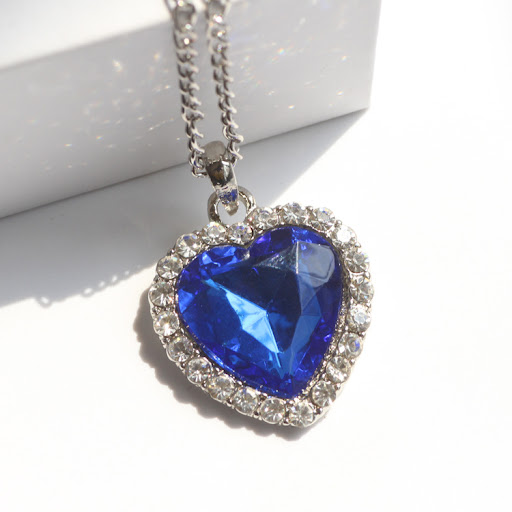 Title 1, Love Sweater Chain Crystal Heart Titanic Ocean ...