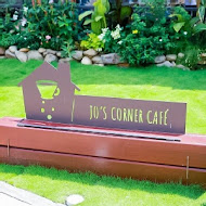 Jo's Corner Café