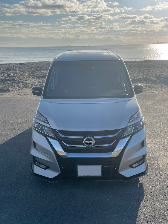 セレナの愛車の表情・しおたくぼでぃ❤・セレナオーナー様、よろしくお願い致します・returning home・ピックアップされない車に関するカスタム事例の投稿画像3枚目