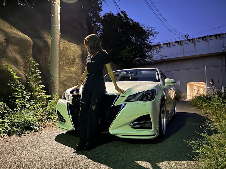 クラウンアスリートの210クラウン・バイファル・鷲羽山MT・LEXUS・is-cに関するカスタム事例の投稿画像5枚目